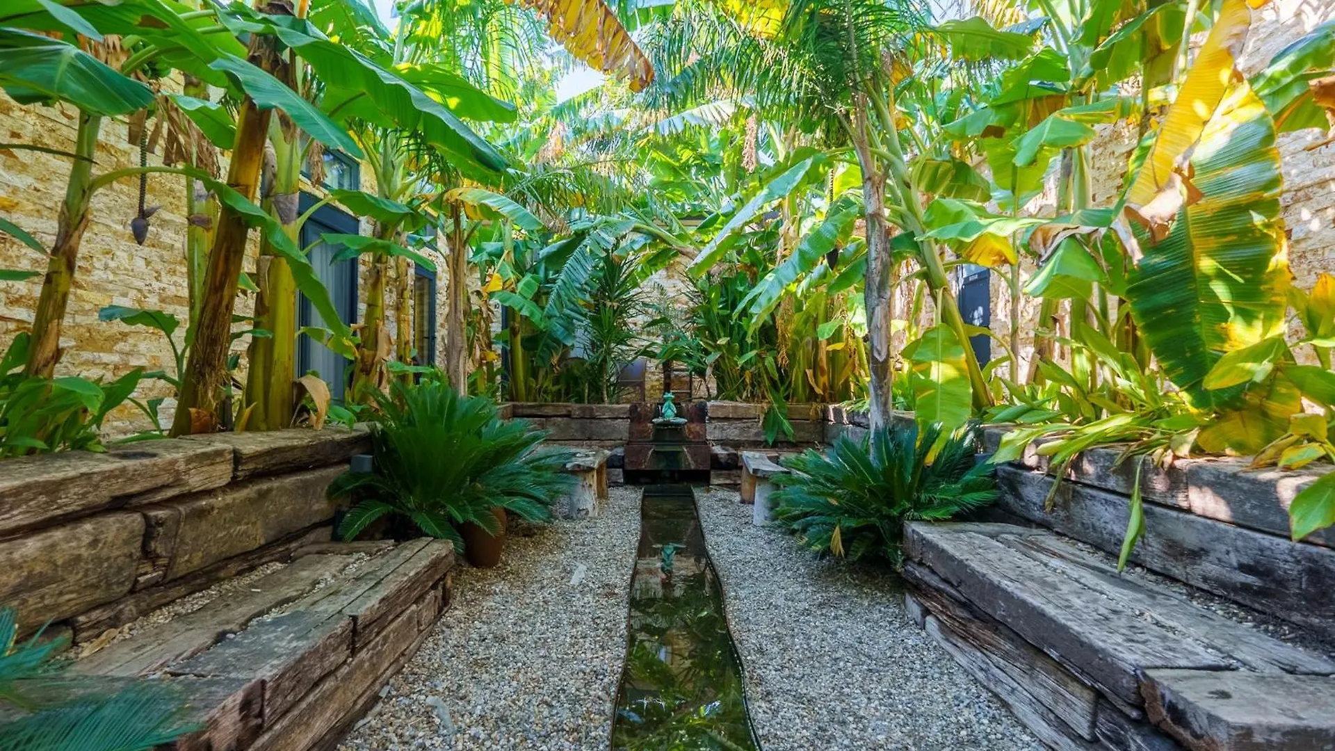 Alacati Aura Plus Izmir