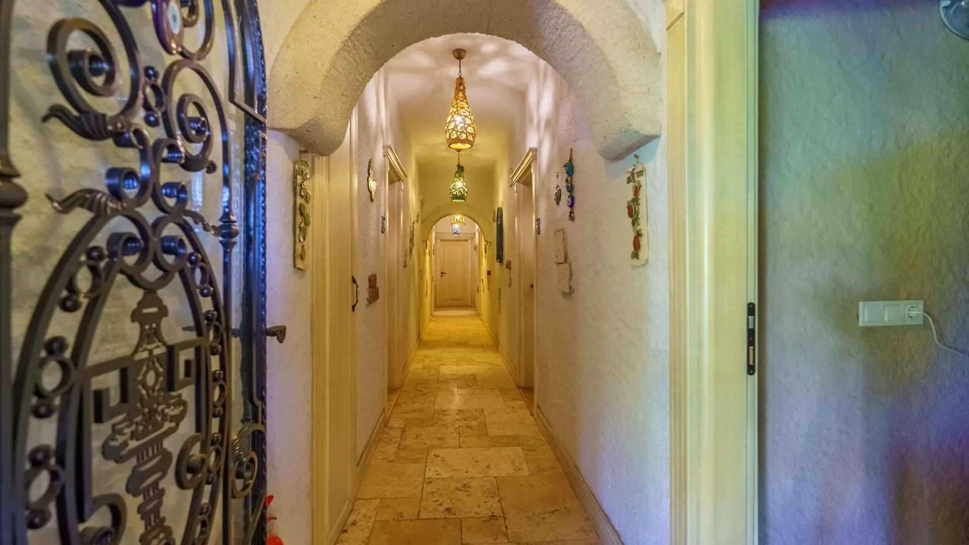 Alacati Aura Plus Izmir 2*,