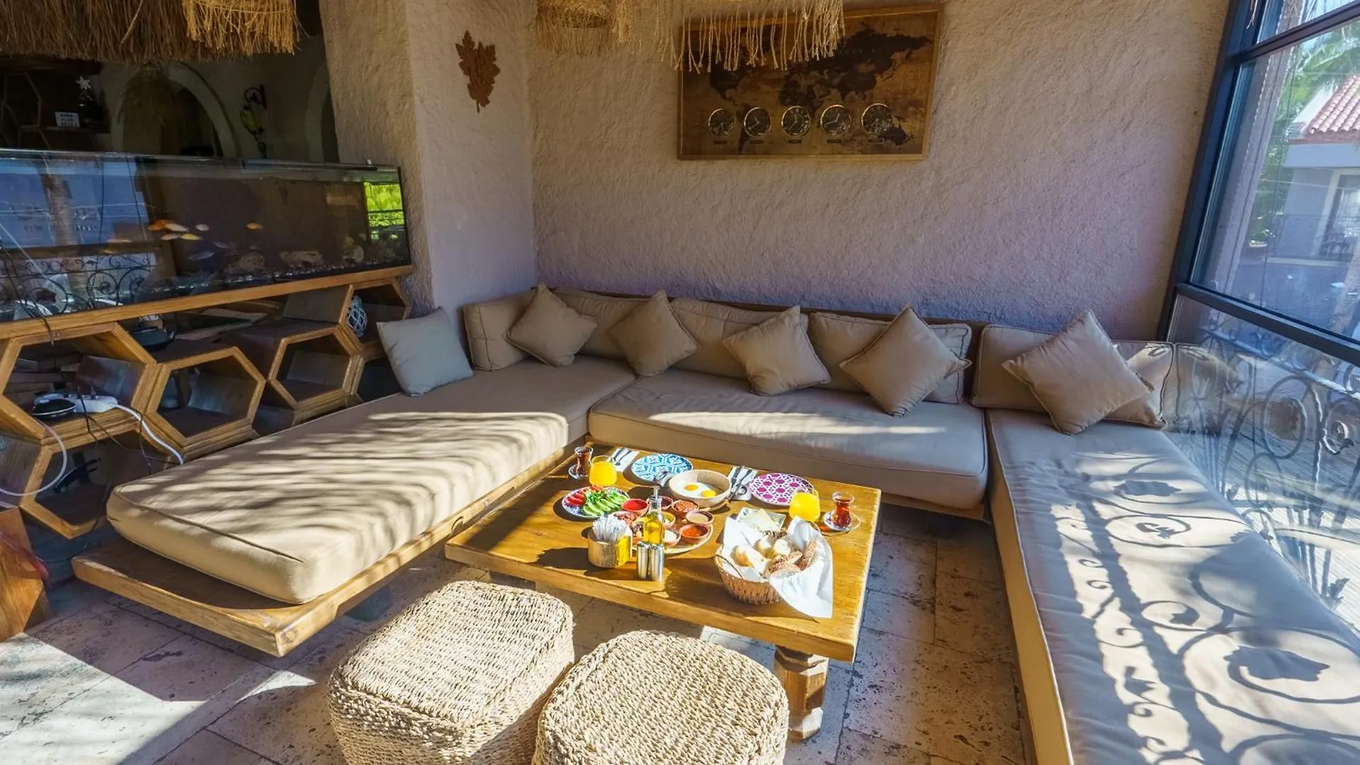 Alacati Aura Plus Izmir Hotel
