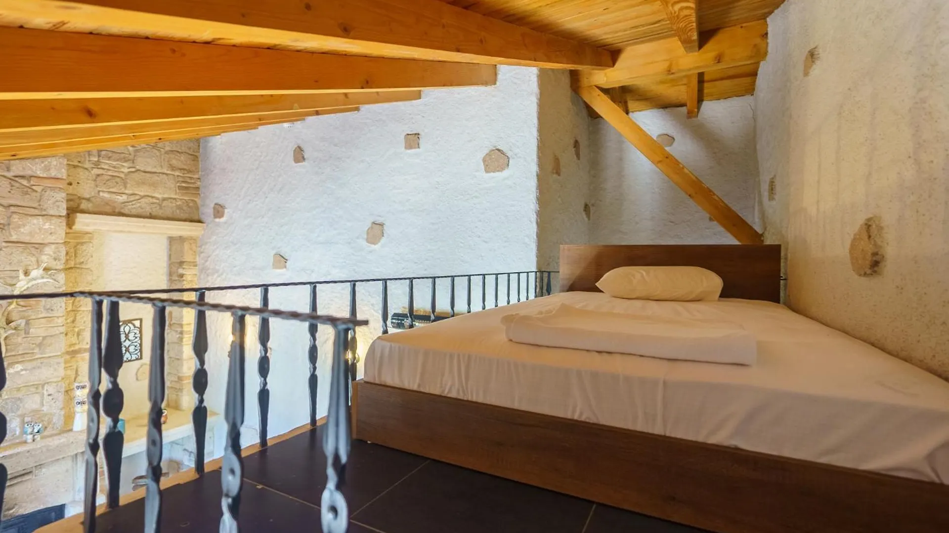 Alacati Aura Plus Izmir