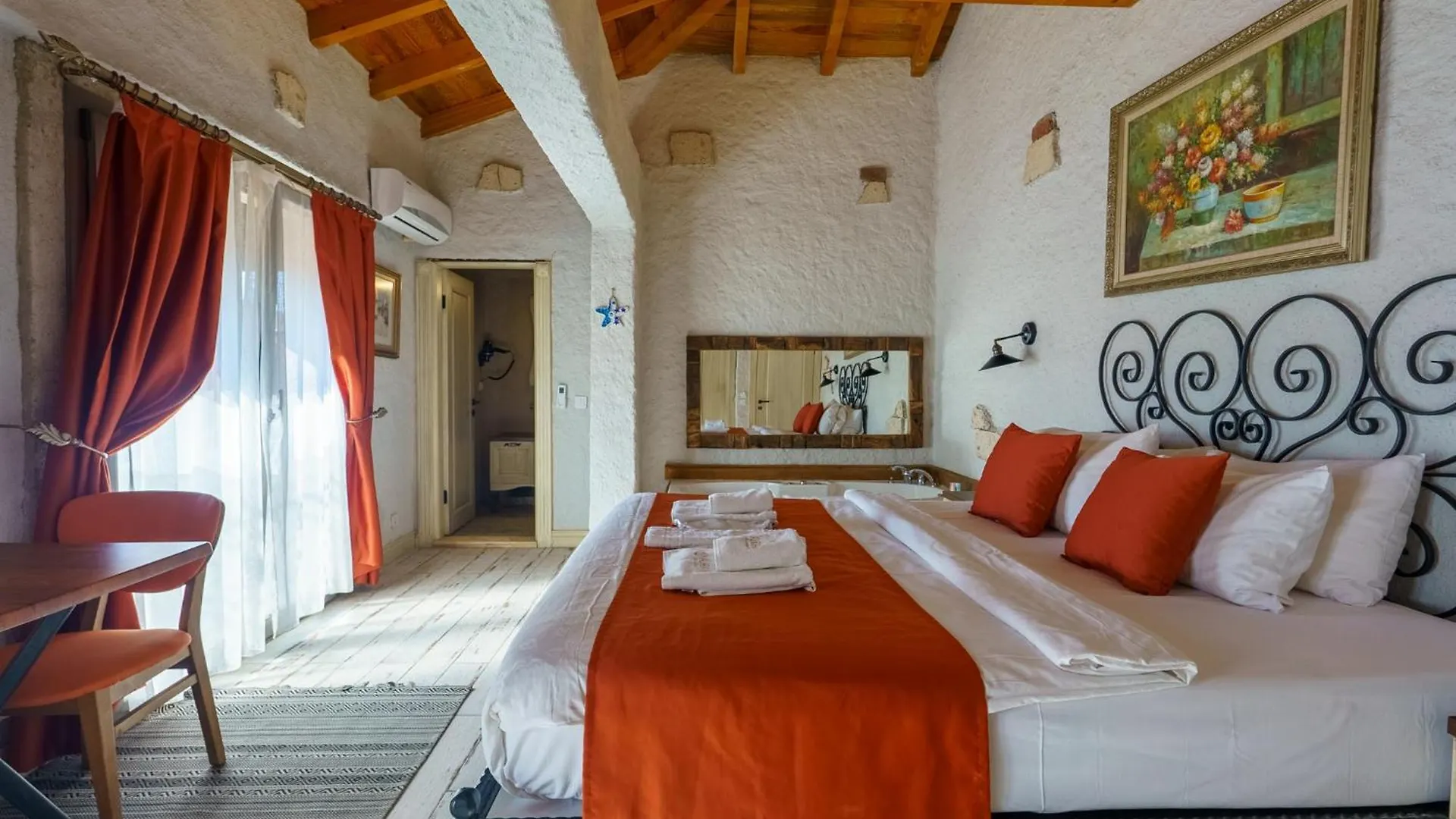 Alacati Aura Plus Izmir 2*,